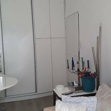 Apartament Azyl