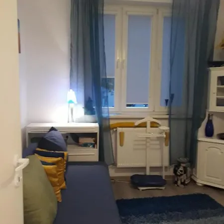Apartament Azyl